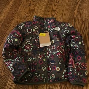 Girls reversible North Face Jacket new with tags